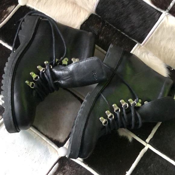 NWOT - RUDSAK (42) UNISEX lace boots - Picture 6 of 12